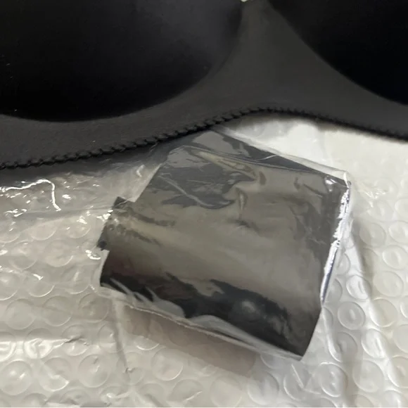 Shein Women’s Medium Strapless Padded Underwire Black Bra with extension see - Picture 4 of 8